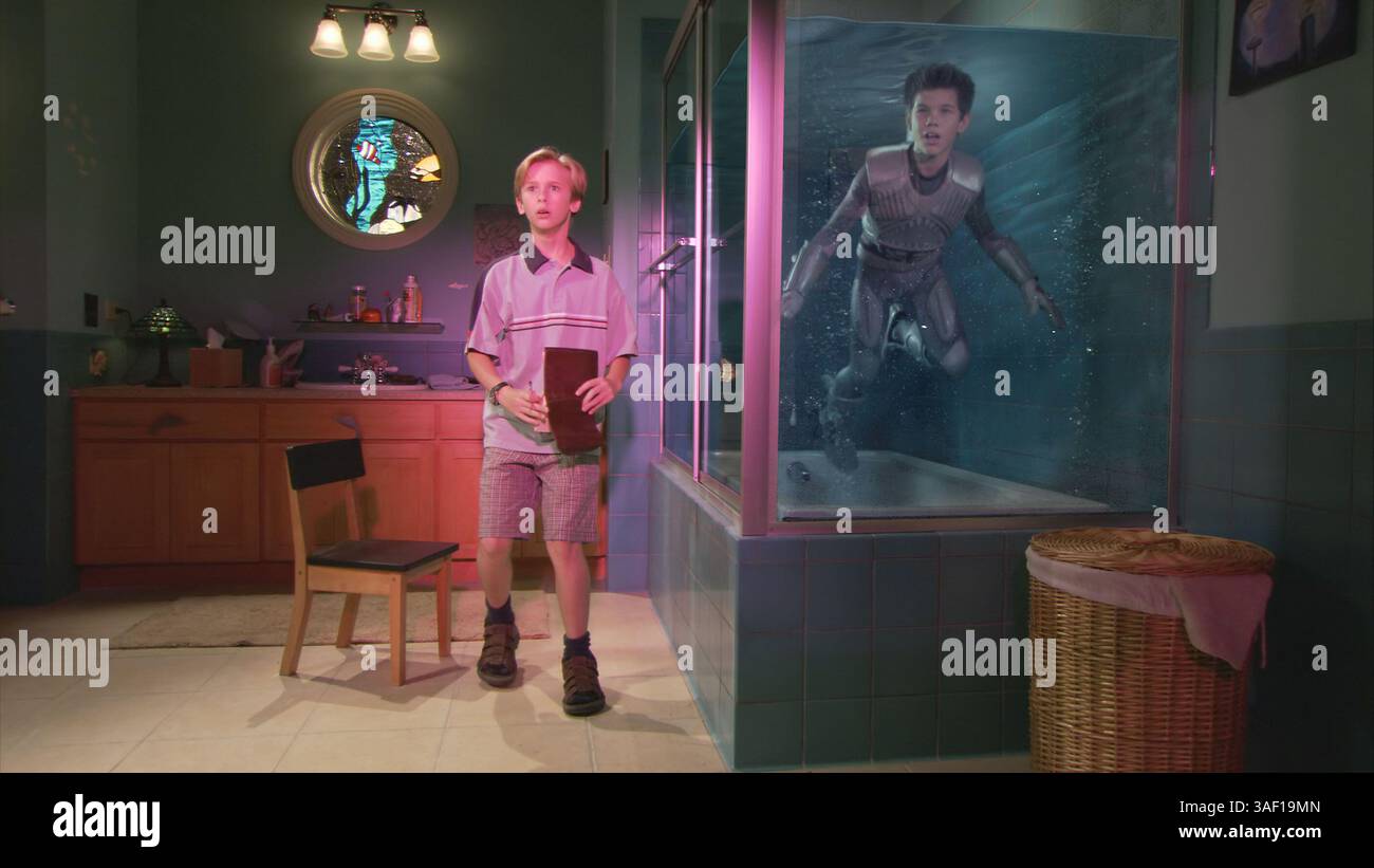 VERÖFFENTLICHT am 10. Juni 2005: (L-R): Schauspieler CAYDEN BOYD als Max und TAYLOR LAUTNER als Sharkboy in Dimension Films Fantasy Adventure: Die Abenteuer von Sharkboy und Lavagirl in 3-D. Regie: Robert Rodriguez. (Kreditbild: © Dimension Films/Entertainment Pictures via ZUMA Wire) Stockfoto