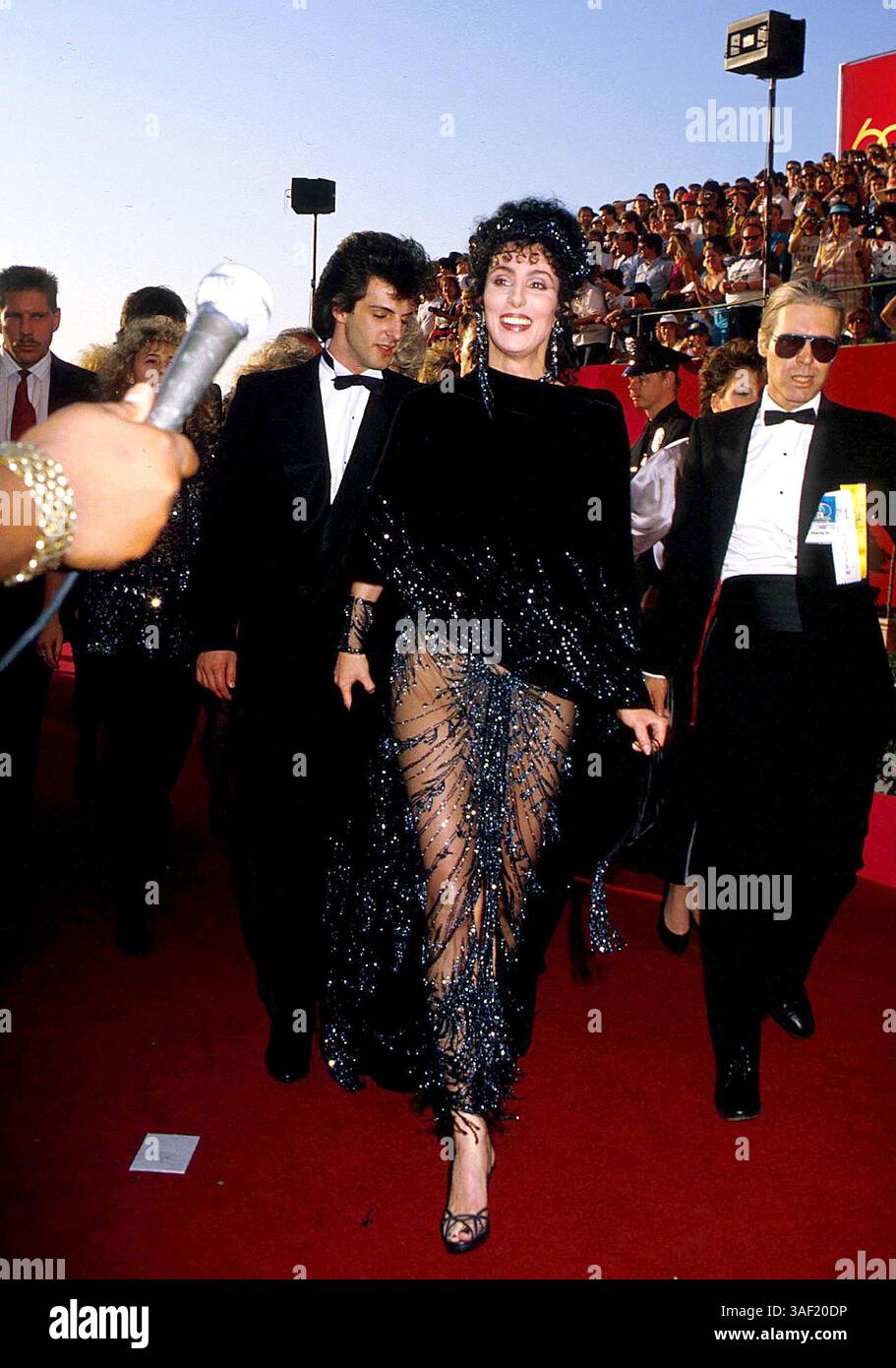 JANUAR 2011 - ACADEMY AWARDS / OSCAR.14961.CHER. JAMES COLBURN/ / 1988(Bild: © Globe Photos/ZUMAPRESS.com) Stockfoto