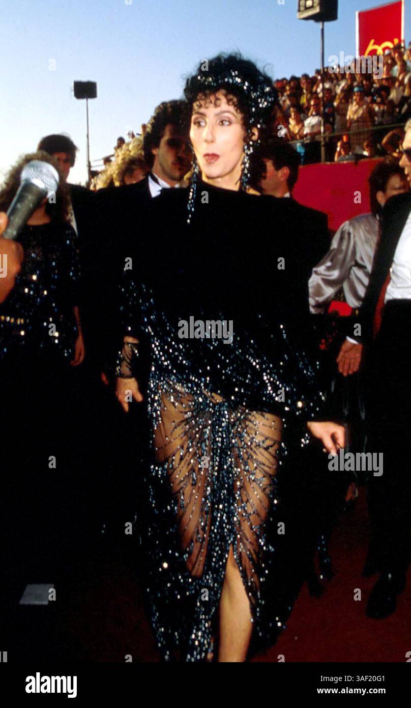 JANUAR 2011 - ACADEMY AWARDS / OSCAR.14961.CHER. JAMES COLBURN/ / 1988(Bild: © Globe Photos/ZUMAPRESS.com) Stockfoto