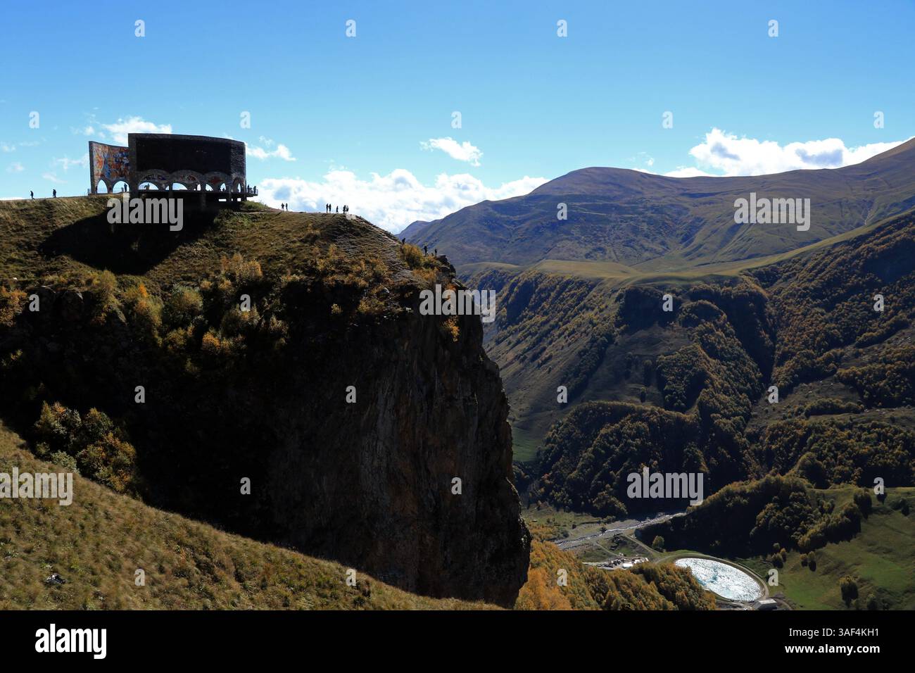 Russland-Georgien Friendship Monument, Kaukasus, Georgian Military Highway, Georgien Stockfoto