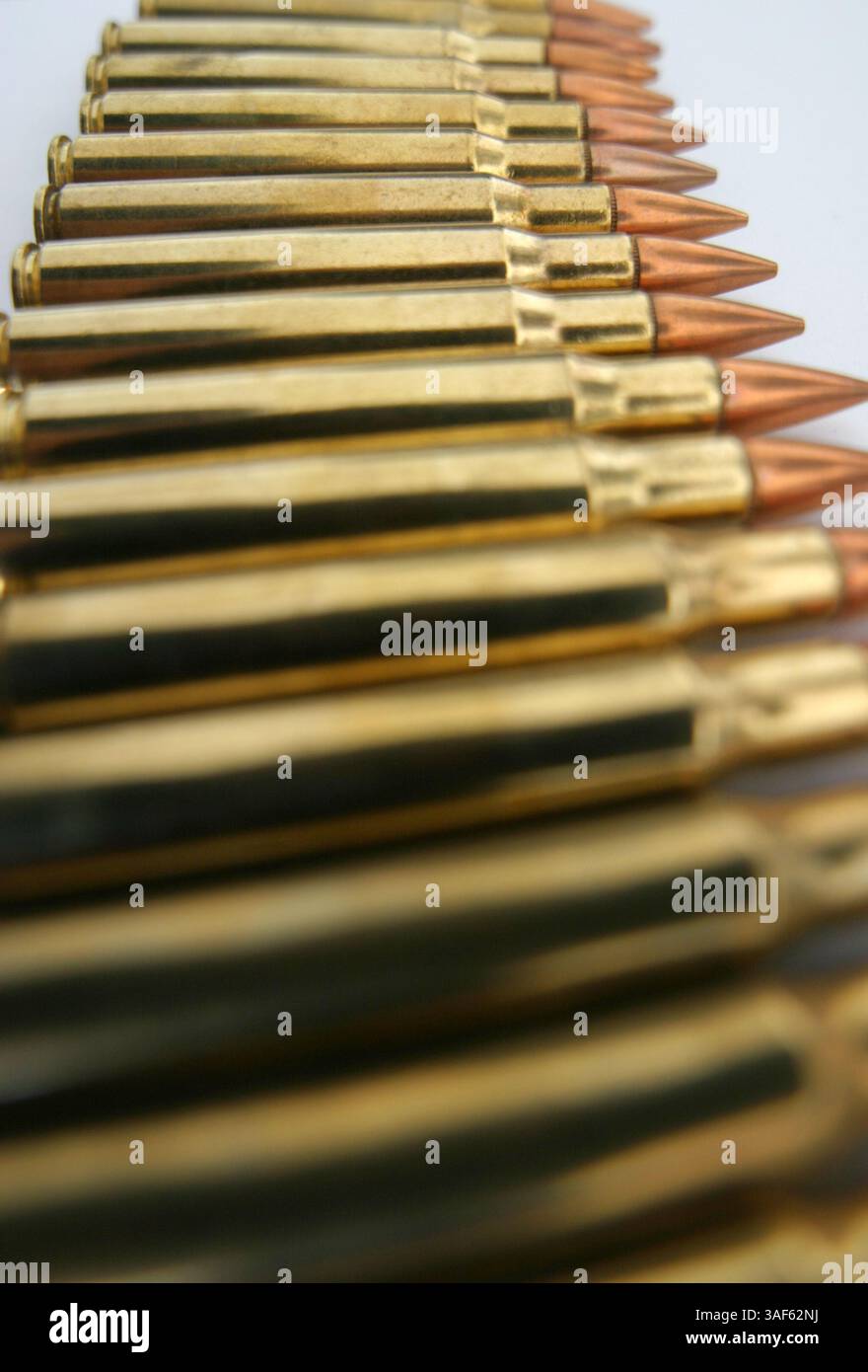 Dezember 2004; Los Angeles, CA, USA; Gewehrpatronen, Kugeln. Stockfoto