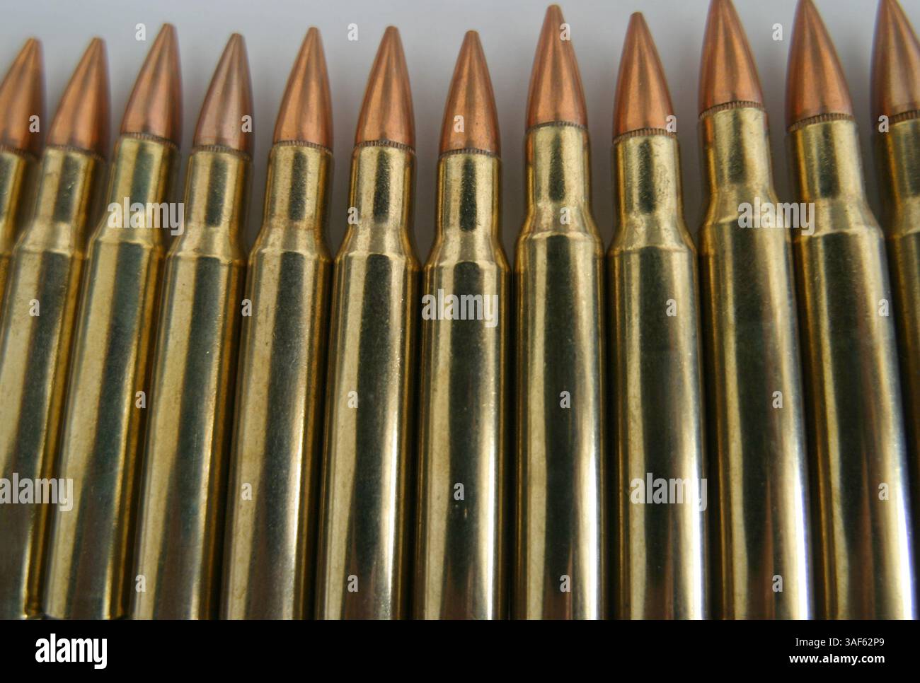 Dezember 2004; Los Angeles, CA, USA; Gewehrpatronen, Kugeln. Stockfoto