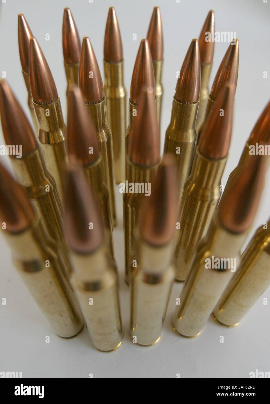 Dezember 2004; Los Angeles, CA, USA; Gewehrpatronen, Kugeln. Stockfoto