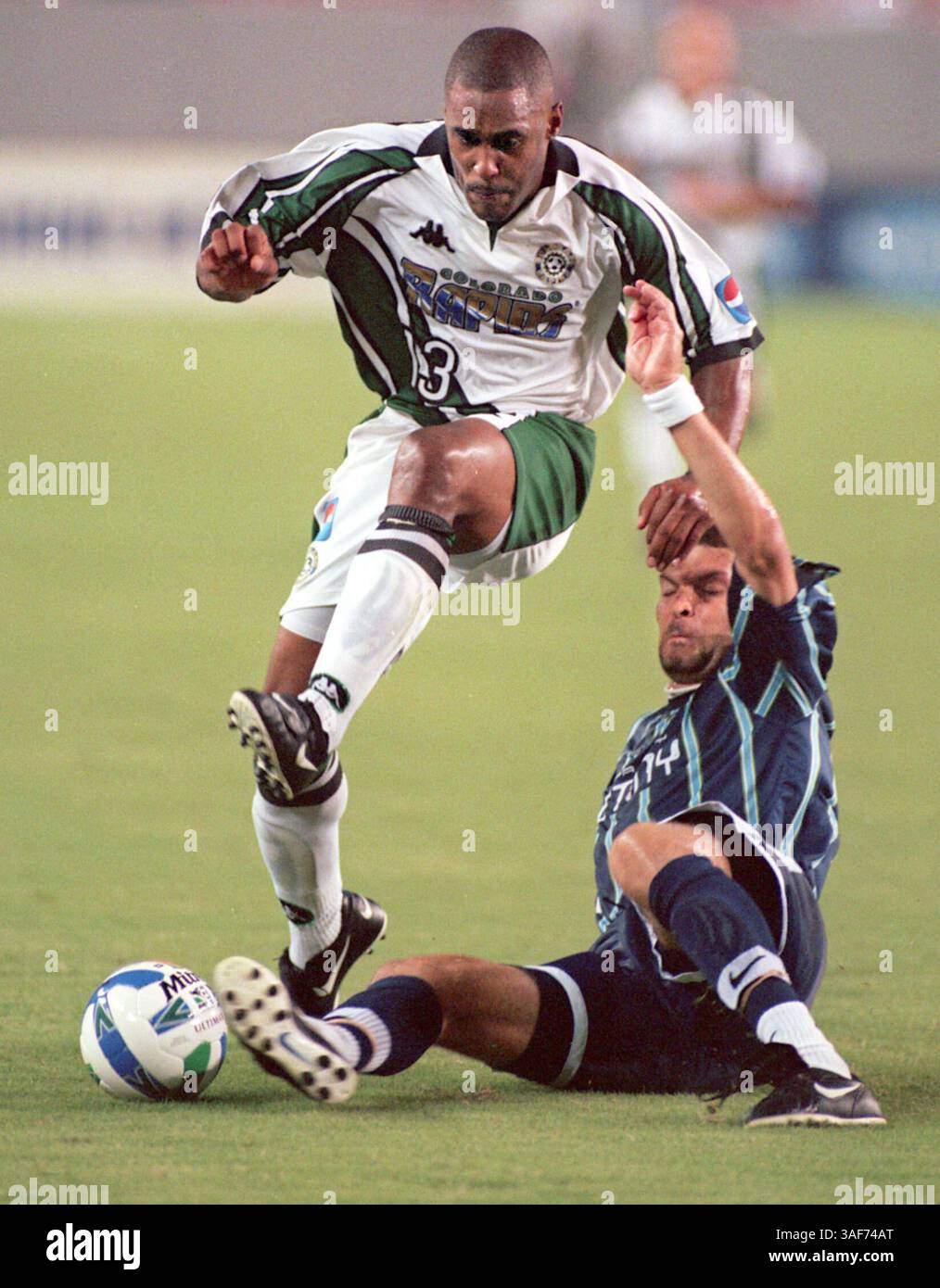 TP.89398.- - LIEFERUNG AN:.Sports.- -.8.13.99.- -.tampa..TITLE INFO:. Chris Houser, Verteidiger der Tampa Bay Mutiny (Bild: St. Petersburg Times/ZUMAPRESS.com) Stockfoto