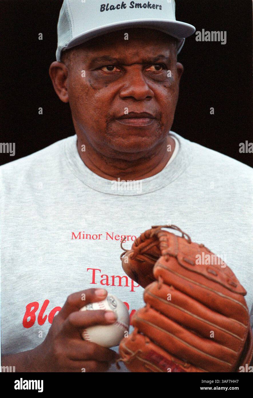 SP.98968.- - LIEFERUNG BIS:.2.12.2000.- -. BILDINFORMATIONEN:. Bob Mitchell cq spielte in den Florida Liagues und 1954-57 für die Kansas City Monarchs (Credit Image: St Petersburg Times/ZUMAPRESS.com) Stockfoto