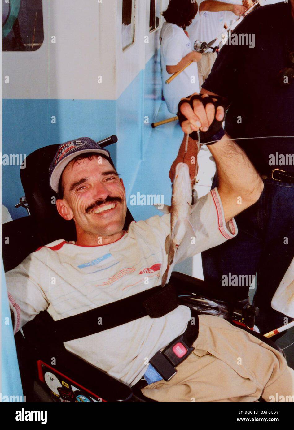 SP 126346 - - LIEFERUNG AN: Regionale Sportarten - - BILDUNTERSCHRIFT INFO: Fr13 Tom Brown hat 17 Fische auf der Reise gefangen. Times Foto: stringer Mike Scarantino - - Geschichte von: - - GESCANNT VON: Jrw LAUFDATUM: (Credit Image: St Petersburg Times/ZUMAPRESS.com) Stockfoto