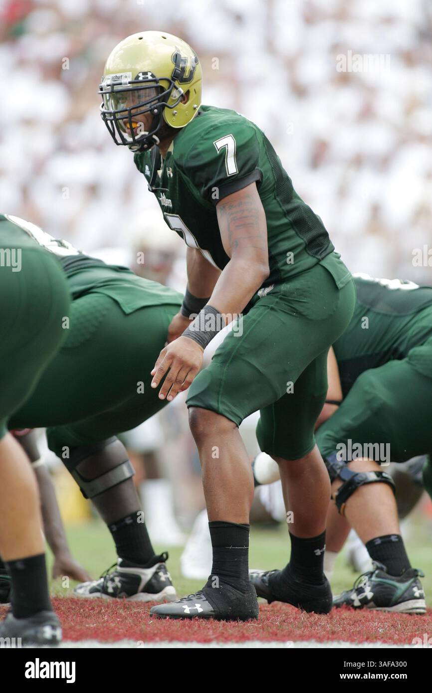 26. September 2009: USF-Quarterback BJ Daniels vor einem Snap im zweiten Quartal. Die University of South Florida Bulls gewannen 17-7 in diesem Mittagsspiel im Doak S. Campbell Stadium in Tallahassee, FL (Credit Image: SGM/ZUMAPRESS.com) Stockfoto
