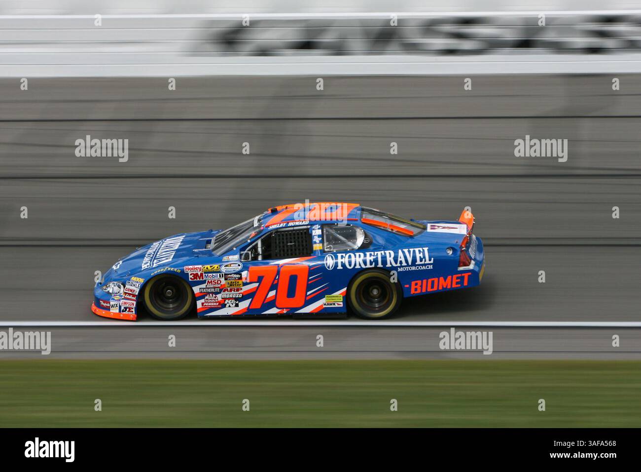 2. Oktober 2009: Shelby Howard #70 trainiert für die NASCAR Nationwide Series vom Kansas Speedway, Kansas City, KS (Credit Image: SGM/ZUMAPRESS.com) Stockfoto