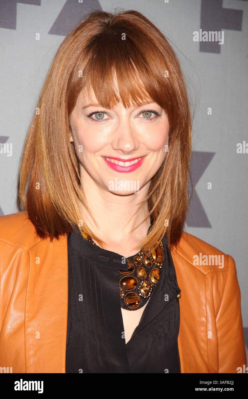 29. März 2012: New York, New York, USA: JUDY GREER ''ARCHER''. Bei FX im Voraus bei Lucky Strike Bowling Lanes. 624 w.42. 3.-29-2012.(Foto: © John Barrett/Globe photos/ZUMAPRESS.com) Stockfoto