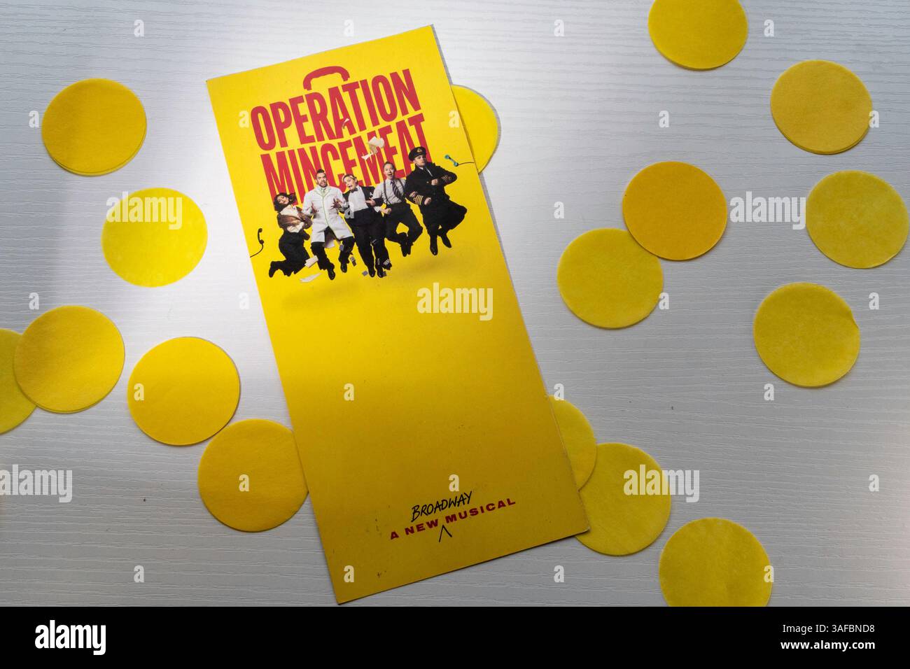 „Operation Hackeat“-Playbill aus dem Golden Theatre, New York City, USA 2025 Stockfoto