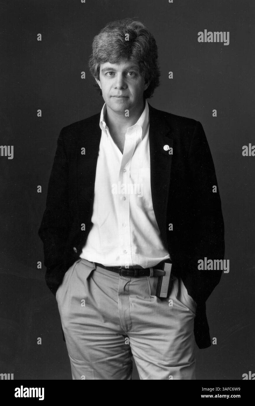 Dezember 2005; Atlanta, GA, USA; MICHAEL ARTHUR WURDE EVANS, persönlicher Fotograf von Präsident Ronald Reagan, starb am 1. Dezember 2005 in Atlanta, Georgia nach einem langen Krebsstreit, wurde heute begraben. Mike Evans arbeitete mehr als 30 Jahre als Fotojournalist, vor allem als Fotograf des Weißen Hauses für Ronald Reagan und für die New York Times, den Cleveland Plain Dealer, das Atlanta Journal-Constitution und als Vertragsphitograf für das Time Magazine. Evans entwarf Software zur Archivierung von Fotos, die immer noch weltweit von Zeitungen, Zeitschriften und Fotoagenturen verwendet werden. Zum letzten Mal Stockfoto