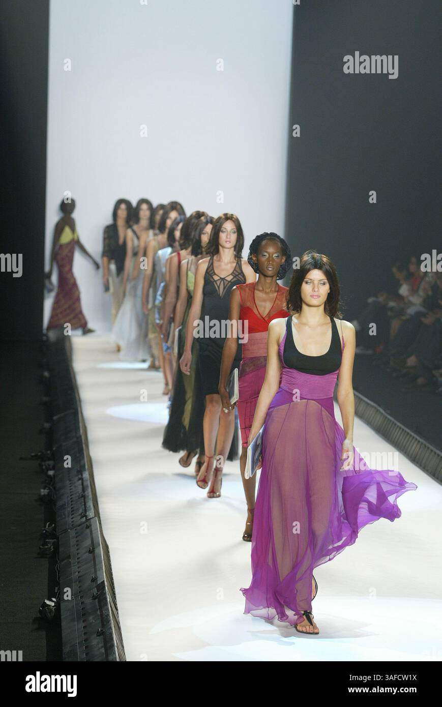 September 2003; New York, NY, USA; Catherine Malandrino Fashion Show Frühjahr/Sommer 2004 in New York... (Kreditbild: Keystone Canada/ZUMAPRESS.com) Stockfoto