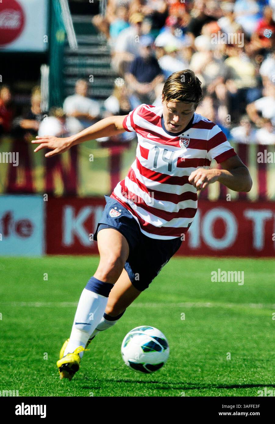 1. September 2012: US-Stürmer Abby Wambach besiegte Costa Rica 8-0 in einem ausstellbaren Frauenfußballspiel im Sahlen's Stadium in Rochester, NY. (Kreditbild: © Alan Schwartz/Cal Sport Media/ZUMAPRESS.com) Stockfoto
