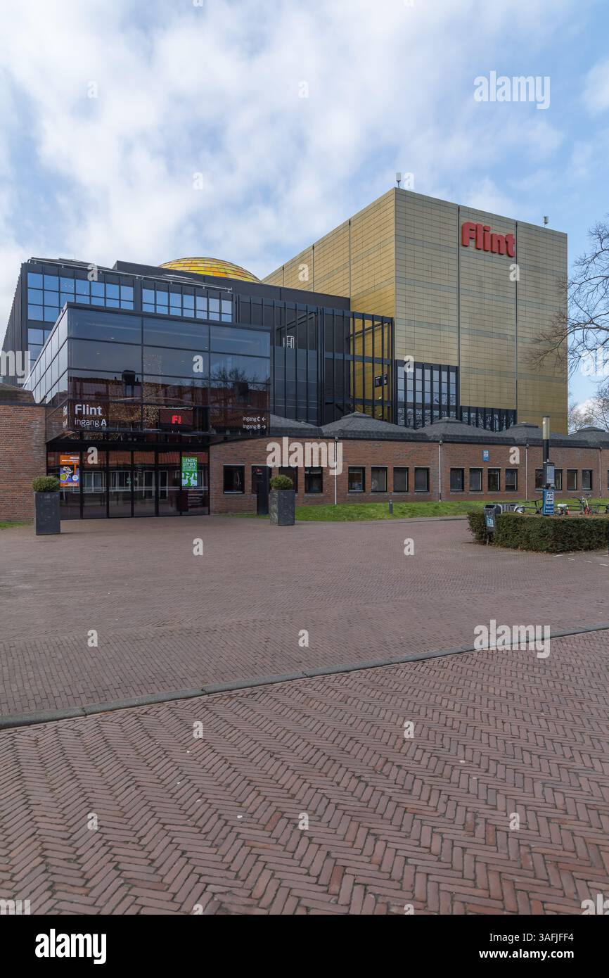 Flint ist ein Theater- und Saalkomplex im Zentrum von Amersfoort. Stockfoto