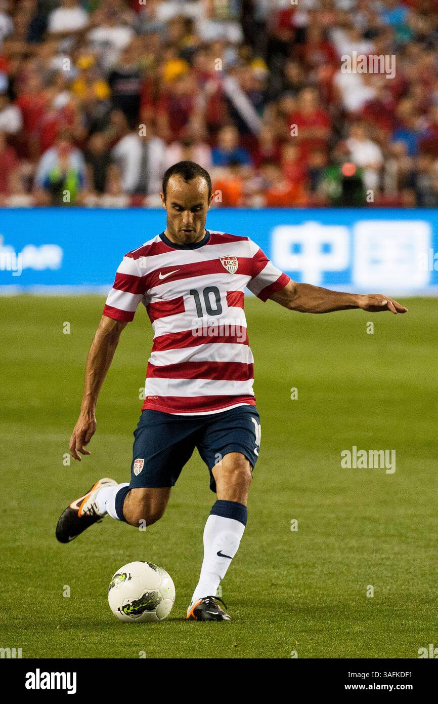 30. Mai 2012: US-Stürmer Landon Donovan (10) in einem Spiel zwischen Brasilien und den USA beim Fed Ex Field in Landover, Maryland. Brasilien besiegte die USA mit 4:1.(Bild: â© Kostas Lymperopoulos/Cal Sport Media)(Bild: © Kostas Lymperopoulos/Cal Sport Media/ZUMAPRESS.com) Stockfoto