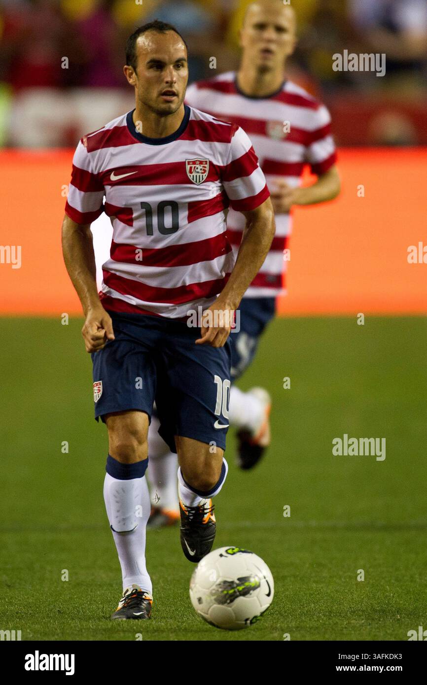 30. Mai 2012: US-Stürmer Landon Donovan (10) in einem Spiel zwischen Brasilien und den USA beim Fed Ex Field in Landover, Maryland. Brasilien besiegte die USA mit 4:1.(Bild: â© Kostas Lymperopoulos/Cal Sport Media)(Bild: © Kostas Lymperopoulos/Cal Sport Media/ZUMAPRESS.com) Stockfoto