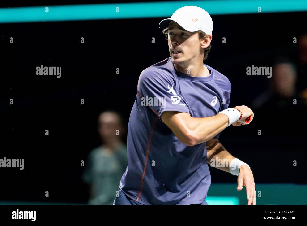 Rotterdam, Niederlande. Februar 2025. ROTTERDAM, NIEDERLANDE - 8. FEBRUAR: Alex de Minaur aus Australien während der ABN AMRO Open in Rotterdam Ahoy am 8. Februar 2025 in Rotterdam, Niederlande. (Foto von Marleen Fouchier/Orange Pictures) Credit: Orange Pics BV/Alamy Live News Stockfoto