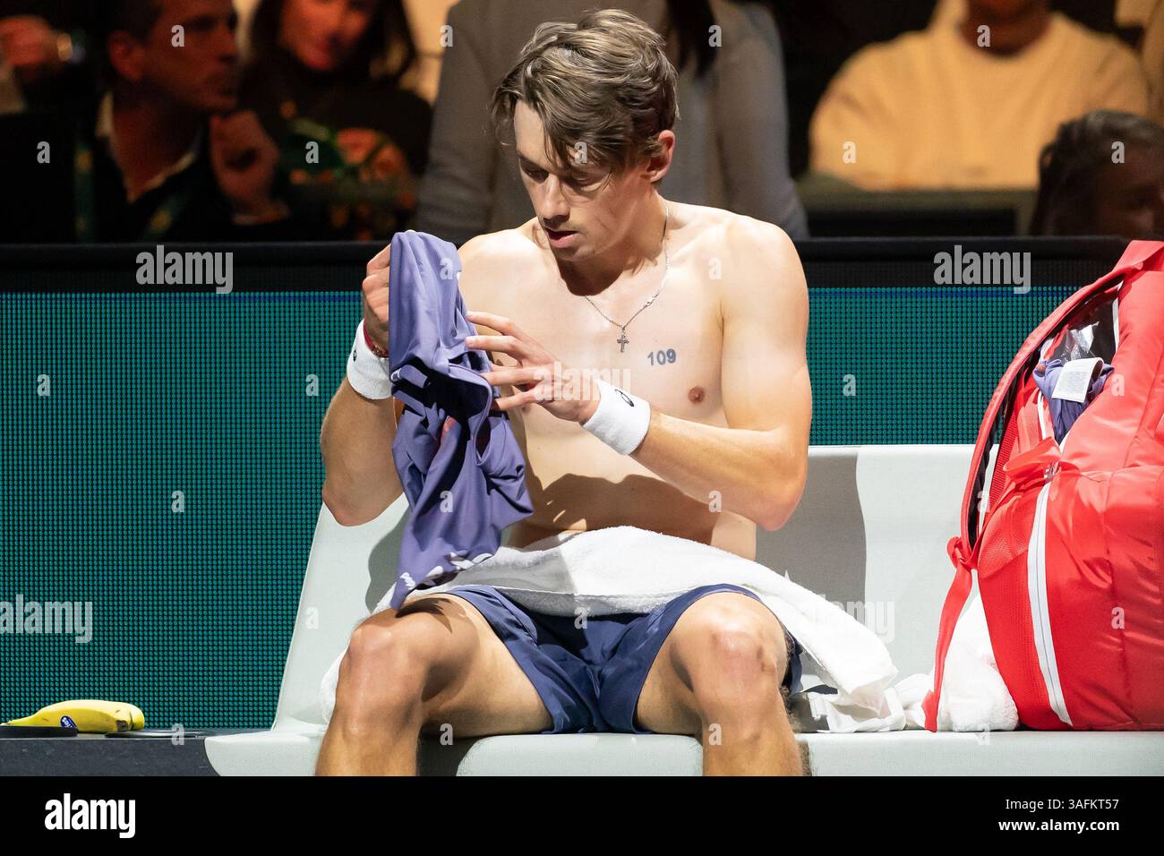 Rotterdam, Niederlande. Februar 2025. ROTTERDAM, NIEDERLANDE - 8. FEBRUAR: Alex de Minaur aus Australien während der ABN AMRO Open in Rotterdam Ahoy am 8. Februar 2025 in Rotterdam, Niederlande. (Foto von Marleen Fouchier/Orange Pictures) Credit: Orange Pics BV/Alamy Live News Stockfoto