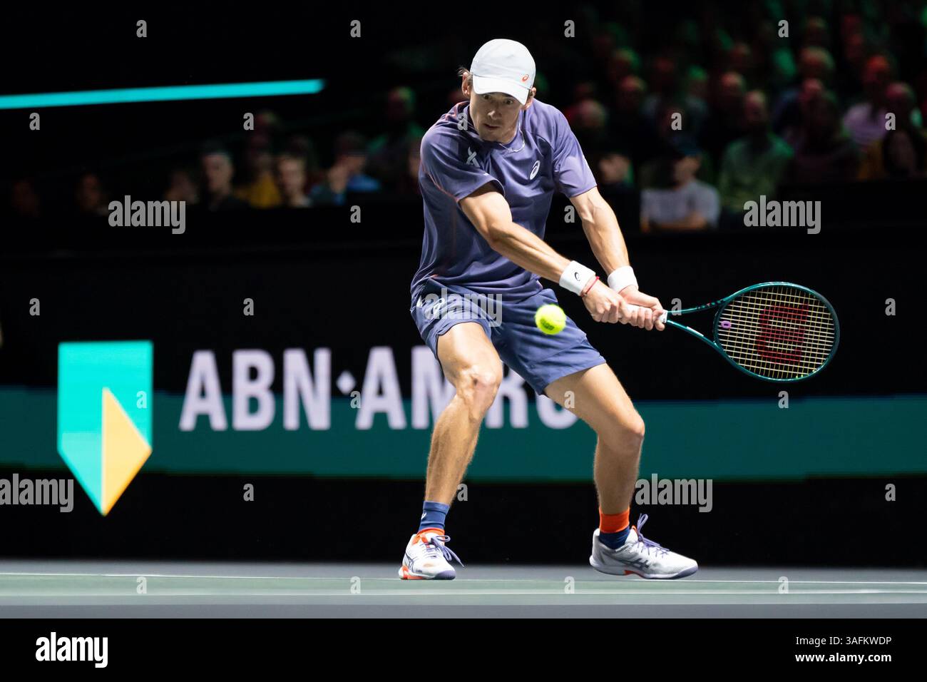 Rotterdam, Niederlande. Februar 2025. ROTTERDAM, NIEDERLANDE - 8. FEBRUAR: Alex de Minaur aus Australien während der ABN AMRO Open in Rotterdam Ahoy am 8. Februar 2025 in Rotterdam, Niederlande. (Foto von Marleen Fouchier/Orange Pictures) Credit: Orange Pics BV/Alamy Live News Stockfoto