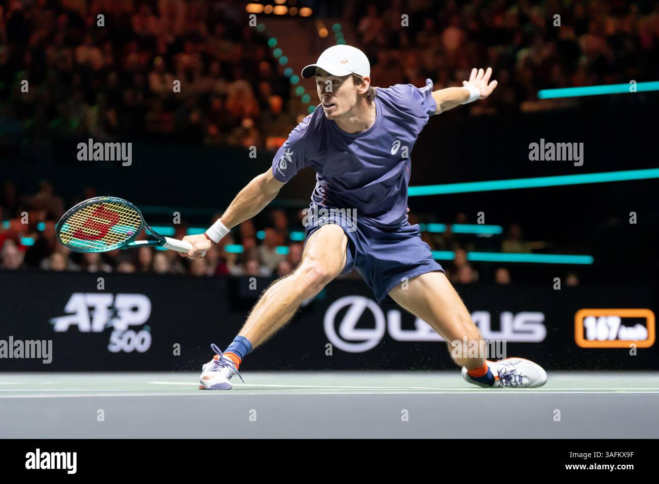 Rotterdam, Niederlande. Februar 2025. ROTTERDAM, NIEDERLANDE - 8. FEBRUAR: Alex de Minaur aus Australien während der ABN AMRO Open in Rotterdam Ahoy am 8. Februar 2025 in Rotterdam, Niederlande. (Foto von Marleen Fouchier/Orange Pictures) Credit: Orange Pics BV/Alamy Live News Stockfoto
