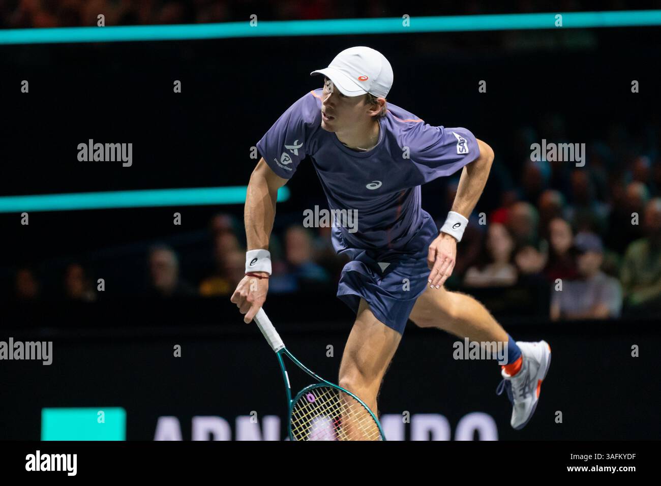 Rotterdam, Niederlande. Februar 2025. ROTTERDAM, NIEDERLANDE - 8. FEBRUAR: Alex de Minaur aus Australien während der ABN AMRO Open in Rotterdam Ahoy am 8. Februar 2025 in Rotterdam, Niederlande. (Foto von Marleen Fouchier/Orange Pictures) Credit: Orange Pics BV/Alamy Live News Stockfoto
