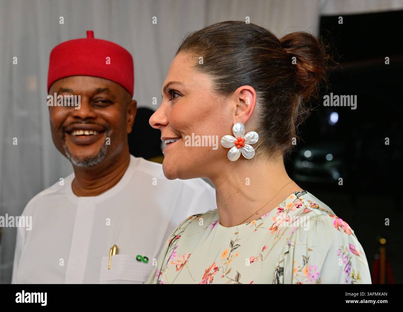 Abuja, Nigeria. April 2025. Swedens Kronprinzessin Victoria bei einem Empfang in der schwedischen Botschaft in Abuja in Verbindung mit der Kronprinzessin, die am 07. april 2025 einen dreitägigen offiziellen Besuch in Afrikas bevölkerungsreichstem Land in Abuja, Nigeria, antrat.Foto: Jonas Ekströmer/TT/Code 10030 Credit: TT News Agency/Alamy Live News Stockfoto