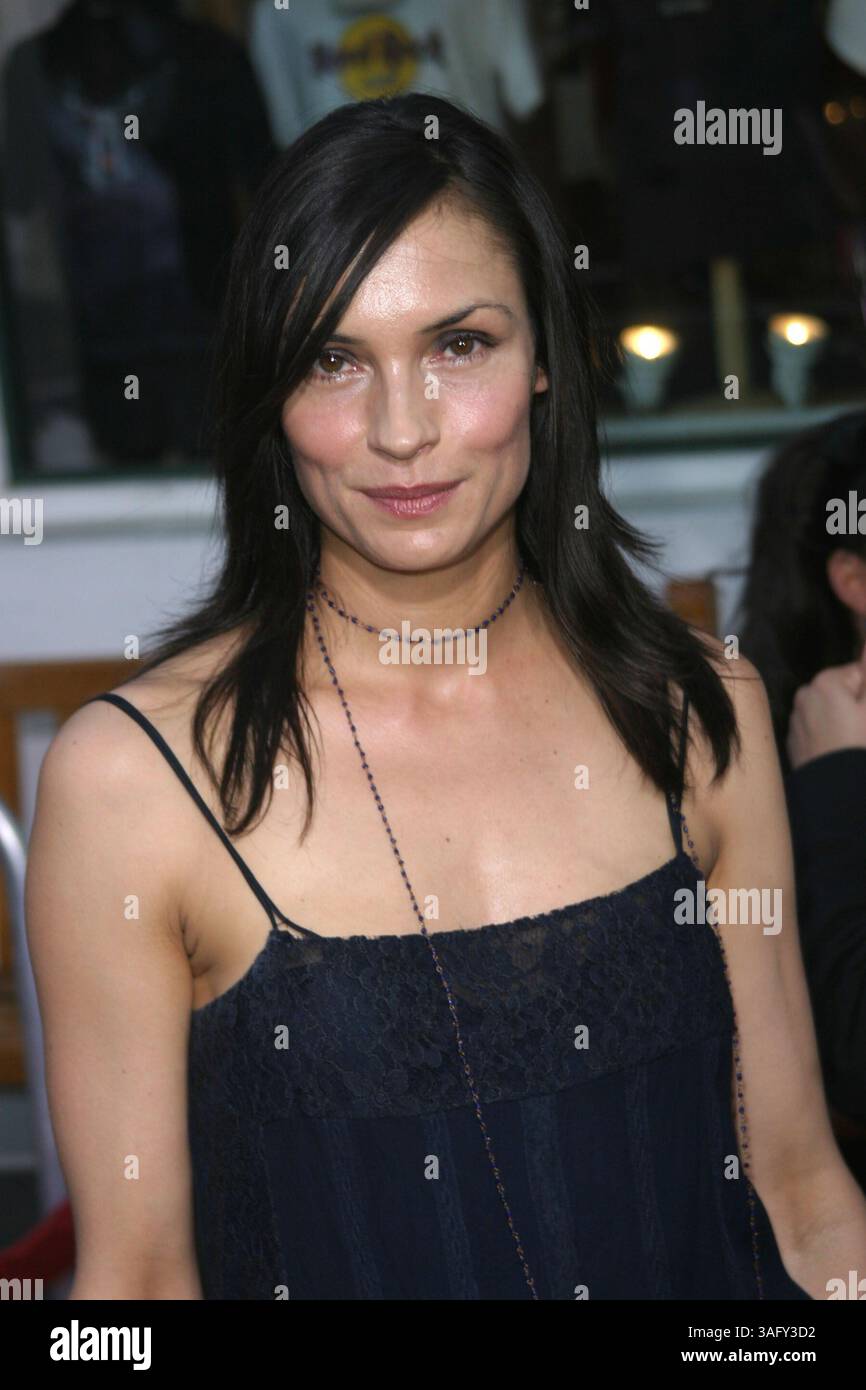 Mai 2004; Universal City, CA, USA; FAMKE JANSSEN bei der „Van Helsing“-Premiere im Universal Amphitheater. (Bild: Scott Weiner/ZUMAPRESS.com) Stockfoto