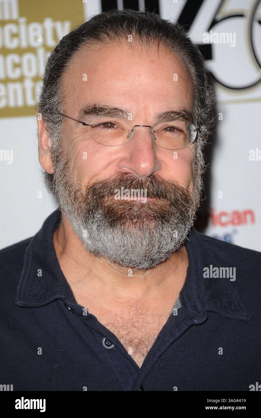 Oktober 2012 - New York, NY, USA - WWW.ACEPIXS.COM . . . . . . 2. Oktober 2012...New York City....Mandy Patinkin nimmt am 25. Jahrestag der Filmvorführung und Besetzung von 'The Princess Bride' während des 50. New York Film Festivals am 2. Oktober 2012 in der Alice Tully Hall in New York City Teil...Bitte geben Sie an: KRISTIN CALLAHAN - ACEPIXS.COM... . . . . ..Ace Pictures, Inc.: ..Tel.: (212) 243 8787 oder (646) 769 0430..E-Mail: info@acepixs.com..Web: http://www.acepixs.com (Kreditbild: © Kristin Callahan - Ace Pictures/Ace Pictures/ZUMAPRESS.com) Stockfoto