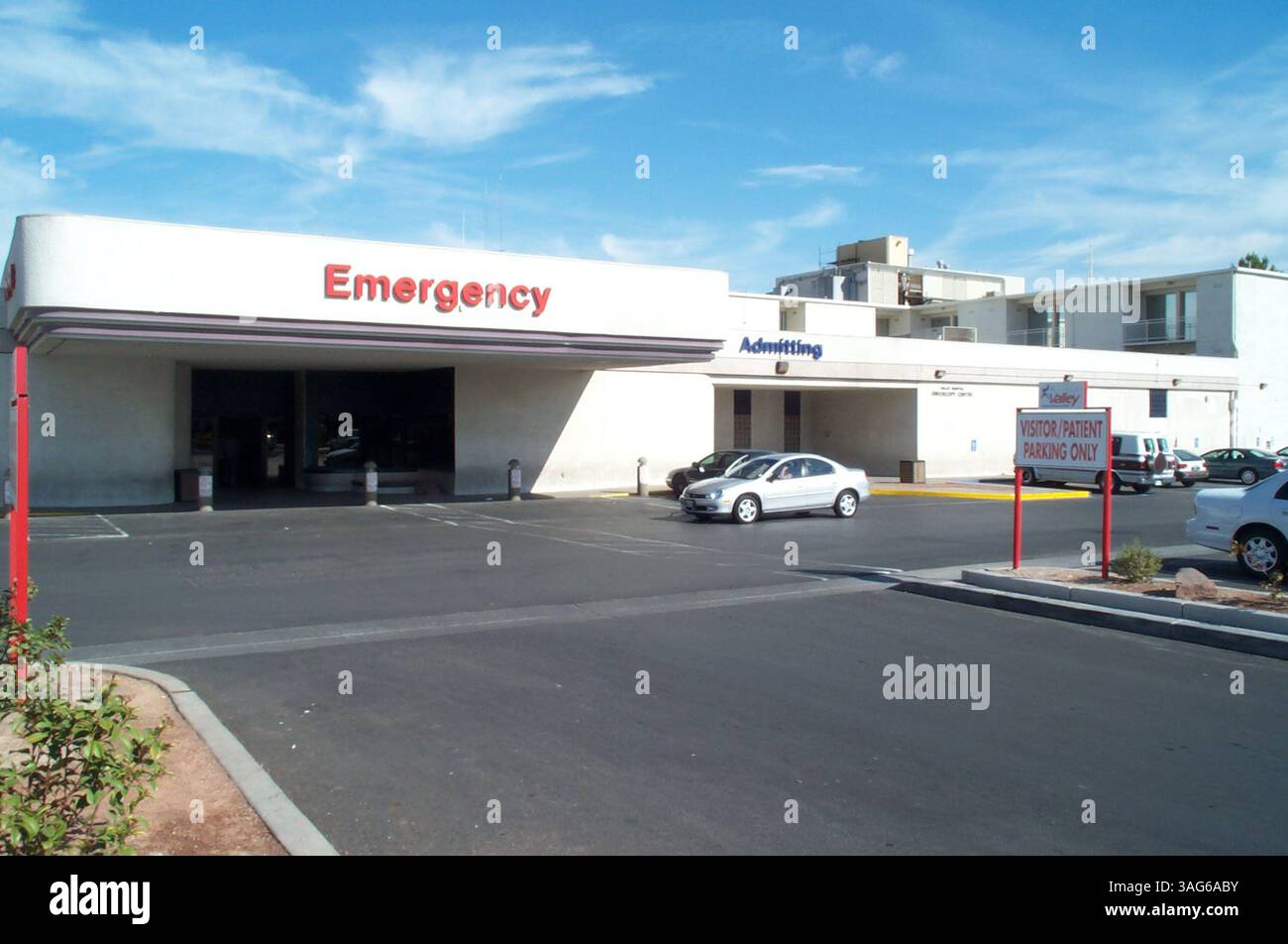 Oktober 2001; Las Vegas, NV, USA; im Valley Hospital hat Steffi Graf den „Jaden Gil Agassi“ geboren. Das erste Kind für sie und Andre Agassi. Der kleine Junge wog bei der Geburt 5 Pfund, 14 Gramm. (Bild: Mike Valdez/ZUMAPRESS.com) Stockfoto