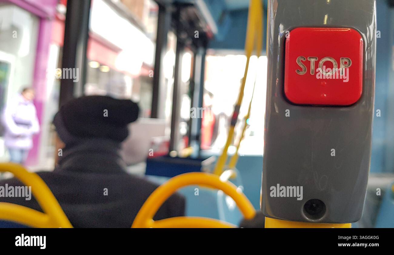 Nächster Stopp: Notstopp in Bewegung Stockfoto