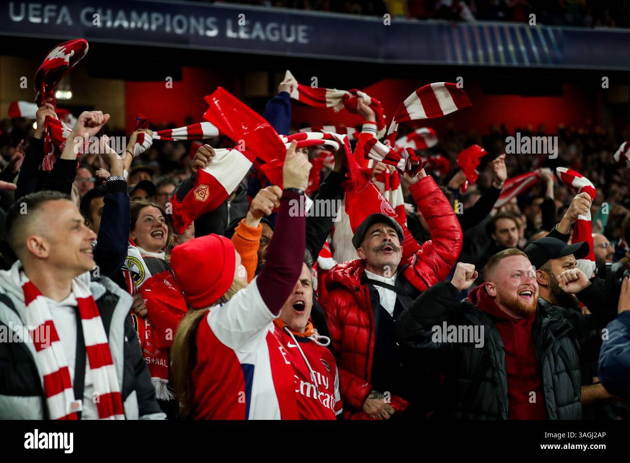 London, Großbritannien. April 2025. Arsenal feiert vor dem UEFA Champions League-Viertelfinale Arsenal gegen Real Madrid am 8. April 2025 im Emirates Stadium, London, Großbritannien (Foto: Izzy Poles/News Images) in London, Großbritannien am 2025. (Foto: Izzy Poles/News Images/SIPA USA) Credit: SIPA USA/Alamy Live News Stockfoto