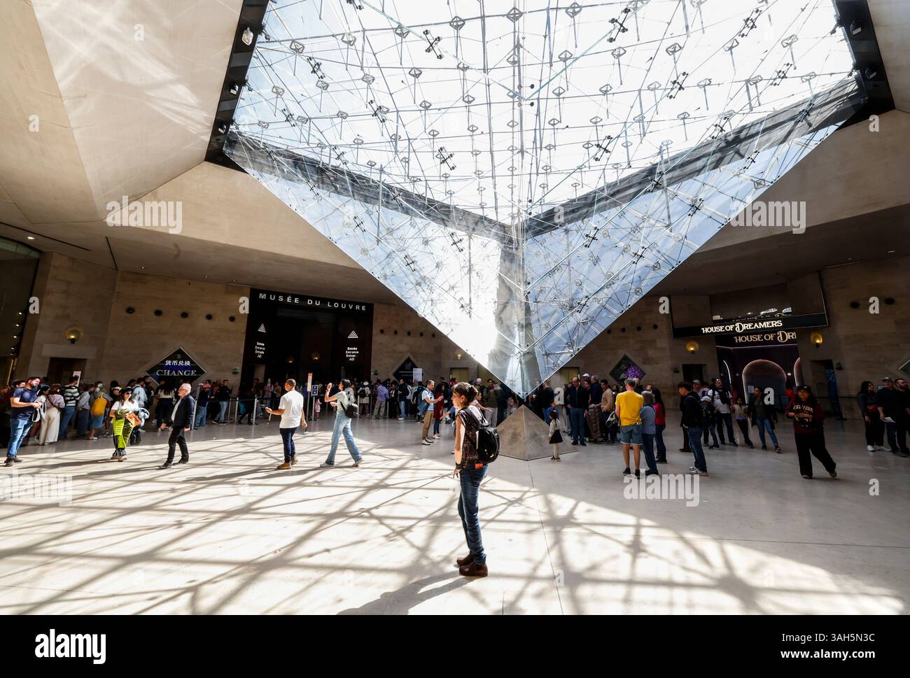 LOUVRE Museum PARIS Stockfoto