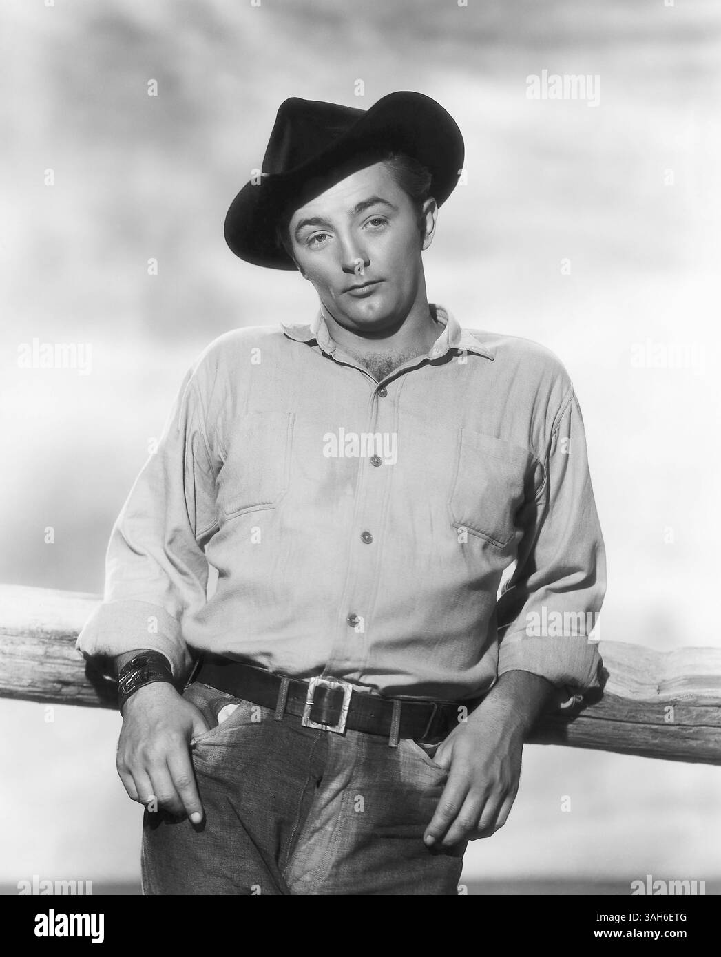 21. März 2006: Robert Mitchum, Portrait, am Set des Films „Verfolgte“ 1947 (Foto: © Glasshouse/ZUMA Wire) Stockfoto