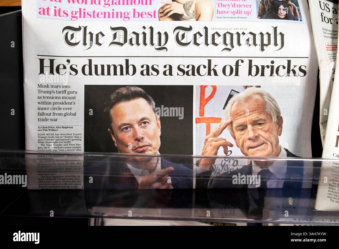 "Er ist so dumm wie ein Sack Ziegelsteine", schreibt die Tageszeitung Telegraph, Elon Musk Peter Navarro, US-artikel am 9. April 2025 in London UK Stockfoto