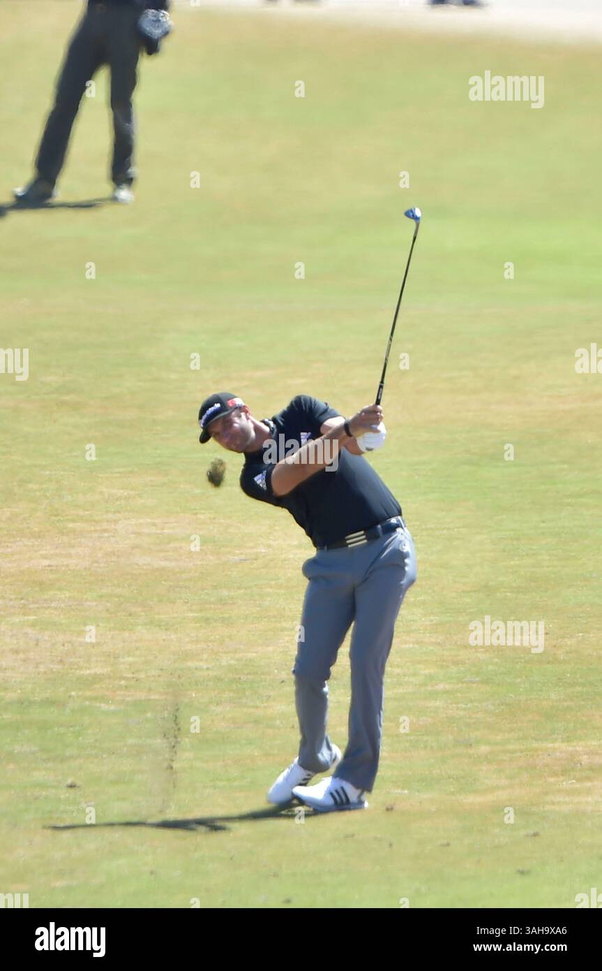 19. Juni 2015. Dustin Johnson während der zweiten Runde bei den U.S. Open in Chambers Bay, University Place, Washington. . . George Holland / Cal Sport Media (Bild: © George Holland/Cal Sport Media/ZUMAPRESS.com) Stockfoto