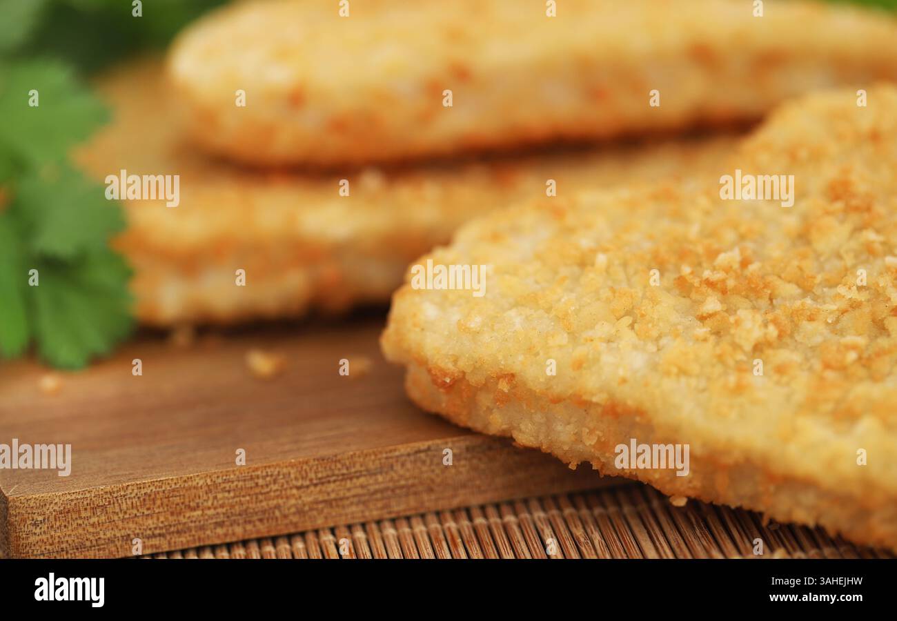 Knuspriges Fischfilet aus Alaska Pollock Stockfoto