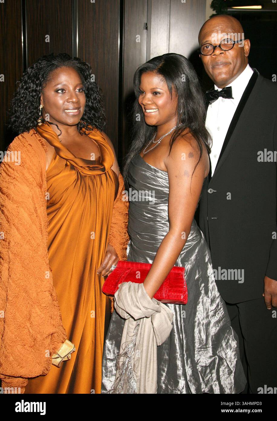 1. Dezember 2008 – Beverly Hills, KALIFORNIEN – 01. Dezember 2008 – Beverly Hills, Kalifornien – LaTanya Richardson mit Zoe Jackson und Samuel L. Jackson. 23. Jährliche American Cinematheque Awards im Beverly Hilton Hotel. Foto: Michael Jade/AdMedia (Foto: © Michael Jade/AdMedia via ZUMA Wire) Stockfoto