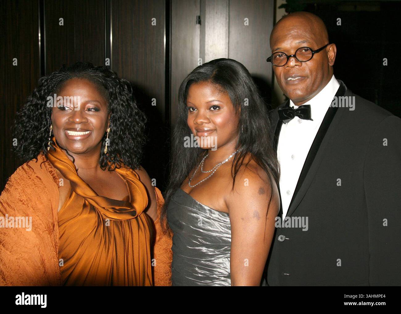 1. Dezember 2008 – Beverly Hills, KALIFORNIEN – 01. Dezember 2008 – Beverly Hills, Kalifornien – LaTanya Richardson mit Zoe Jackson und Samuel L. Jackson. 23. Jährliche American Cinematheque Awards im Beverly Hilton Hotel. Foto: Michael Jade/AdMedia (Foto: © Michael Jade/AdMedia via ZUMA Wire) Stockfoto