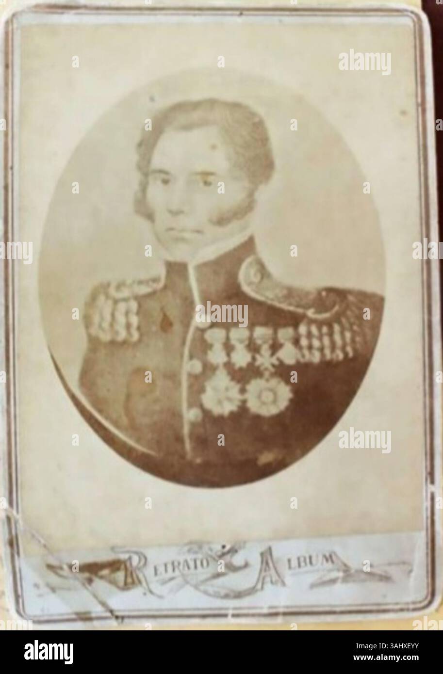 Das Originalfoto von General Bento Goncalves da Silva, das zwischen 1840-1847 von Alberto Bixio & CA aufgenommen wurde, wurde zwischen 1860 und 1870 auf Papier reproduziert. Das ursprünglich auf Daguerreotype aufgenommene Bild zeigt Retuschierung von Haaren und Augenbrauen. Das Foto wurde in einem speziellen Fall für die Nachwelt aufbewahrt. Stockfoto