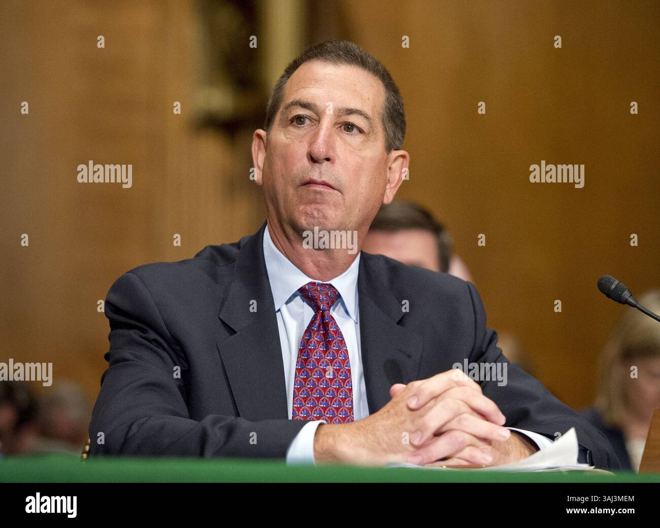27. Juli 2017: Washington, District of Columbia, USA - RANDAL QUARLES, Gründer und Leiter der Cynosure Group, einer privaten Investmentfirma, sagt vor dem Senat Committee on Banking, Housing, and Urban Affairs aus, dass er zum Mitglied des Board of Governors des Federal Reserve Systems ernannt wurde. (Kreditbild: © Ron Sachs/CNP via ZUMA Wire) Stockfoto