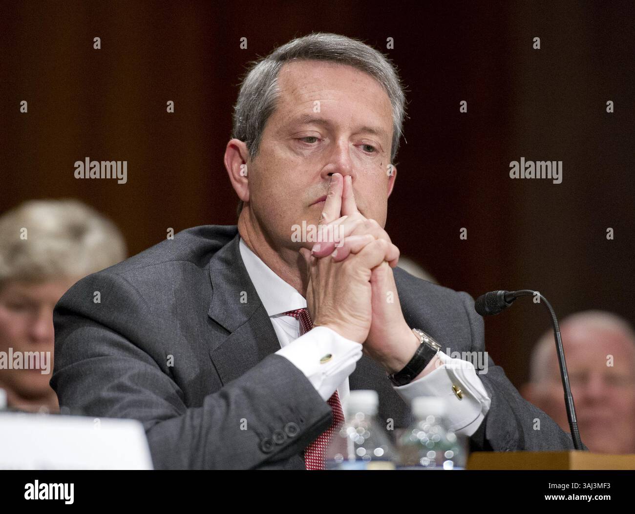 27. Juli 2017: Washington, District of Columbia, USA - RANDAL QUARLES, Gründer und Leiter der Cynosure Group, einer privaten Investmentfirma, sagt vor dem Senat Committee on Banking, Housing, and Urban Affairs aus, dass er zum Mitglied des Board of Governors des Federal Reserve Systems ernannt wurde. (Kreditbild: © Ron Sachs/CNP via ZUMA Wire) Stockfoto