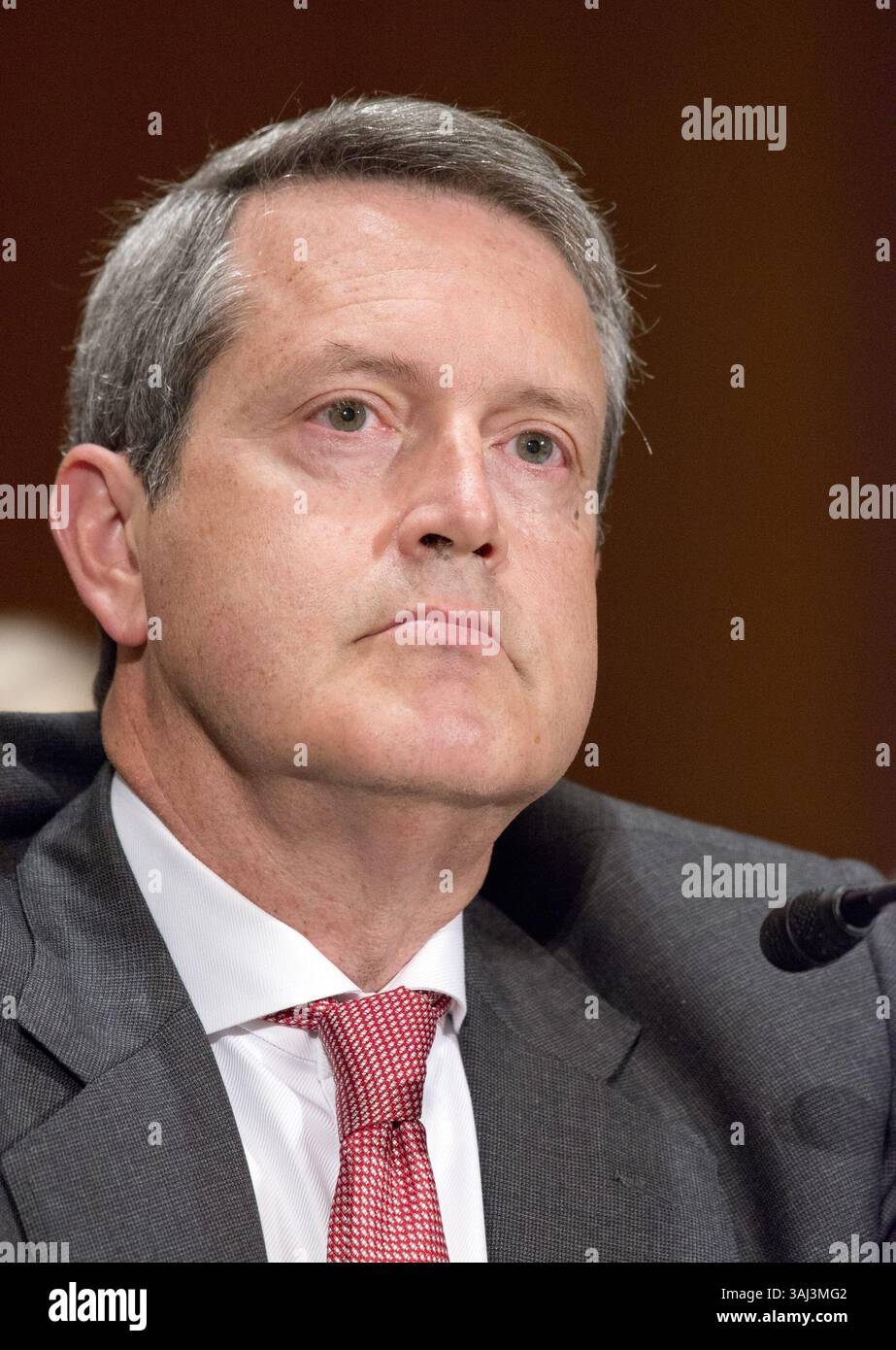 27. Juli 2017: Washington, District of Columbia, USA - RANDAL QUARLES, Gründer und Leiter der Cynosure Group, einer privaten Investmentfirma, sagt vor dem Senat Committee on Banking, Housing, and Urban Affairs aus, dass er zum Mitglied des Board of Governors des Federal Reserve Systems ernannt wurde. (Kreditbild: © Ron Sachs/CNP via ZUMA Wire) Stockfoto