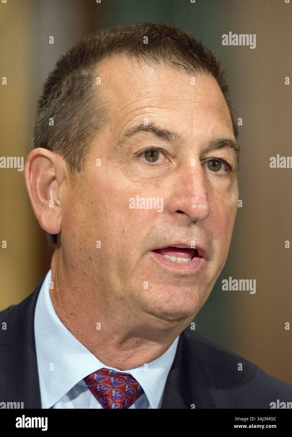 27. Juli 2017: Washington, District of Columbia, USA - RANDAL QUARLES, Gründer und Leiter der Cynosure Group, einer privaten Investmentfirma, sagt vor dem Senat Committee on Banking, Housing, and Urban Affairs aus, dass er zum Mitglied des Board of Governors des Federal Reserve Systems ernannt wurde. (Kreditbild: © Ron Sachs/CNP via ZUMA Wire) Stockfoto