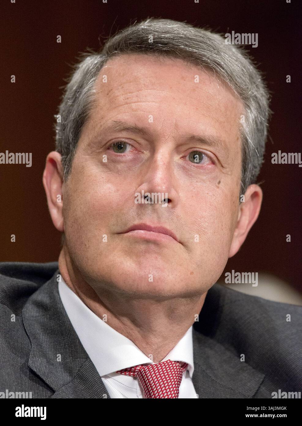 27. Juli 2017: Washington, District of Columbia, USA - RANDAL QUARLES, Gründer und Leiter der Cynosure Group, einer privaten Investmentfirma, sagt vor dem Senat Committee on Banking, Housing, and Urban Affairs aus, dass er zum Mitglied des Board of Governors des Federal Reserve Systems ernannt wurde. (Kreditbild: © Ron Sachs/CNP via ZUMA Wire) Stockfoto