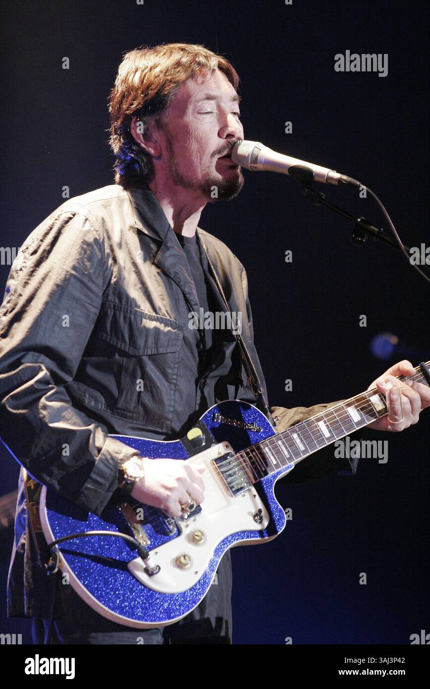 18. März 2006 - Berlin, USA - Chris Rea on 18.03.2006 während seiner letzten Tour im Tempodrom Berlin..Photo Scherf/Face to Face./AdMedia./AdMedia (Credit Image: © Scherf/AdMedia via ZUMA Wire) Stockfoto