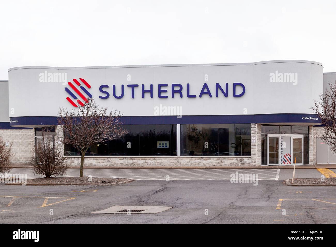 Rochester, NY, USA – 3. März 2020: Ein Büro von Sutherland Global Services Inc. In Rochester, NY, USA. Stockfoto