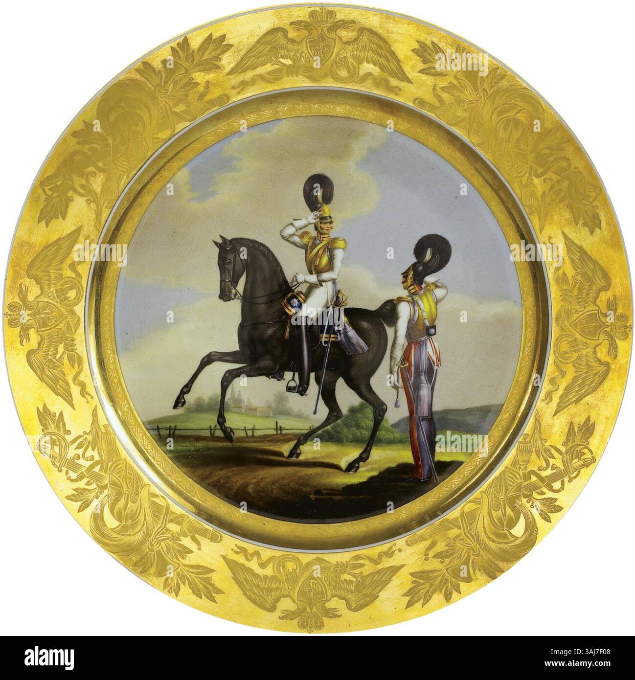 Eine Porzellanplatte aus der Kaiserlichen Porzellanmanufaktur (1829), die einen Subalternen Offizier zeigt, der einen Vorgesetzten aus einem Garderegiment begrüßt. Die Platte ist mit militärischen Symbolen vergoldet und mit Details aus dem damaligen Militärdienst beschriftet, markiert mit dem blauen Vermerk von Nikolaus I. Stockfoto