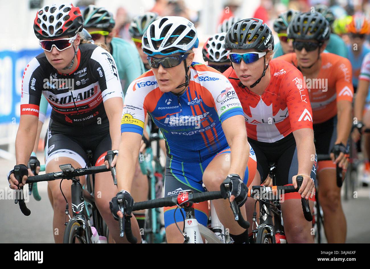 10. August 2017 – Colorado Springs, Colorado, USA – mehrfacher Nationalmeister und Weltmeister Katie Compton, während der Eröffnungsphase des ersten Colorado Classic Radrennens in Colorado Springs, Colorado. (Kreditbild: &Copy; Larry Clouse/CSM via ZUMA Wire) Stockfoto