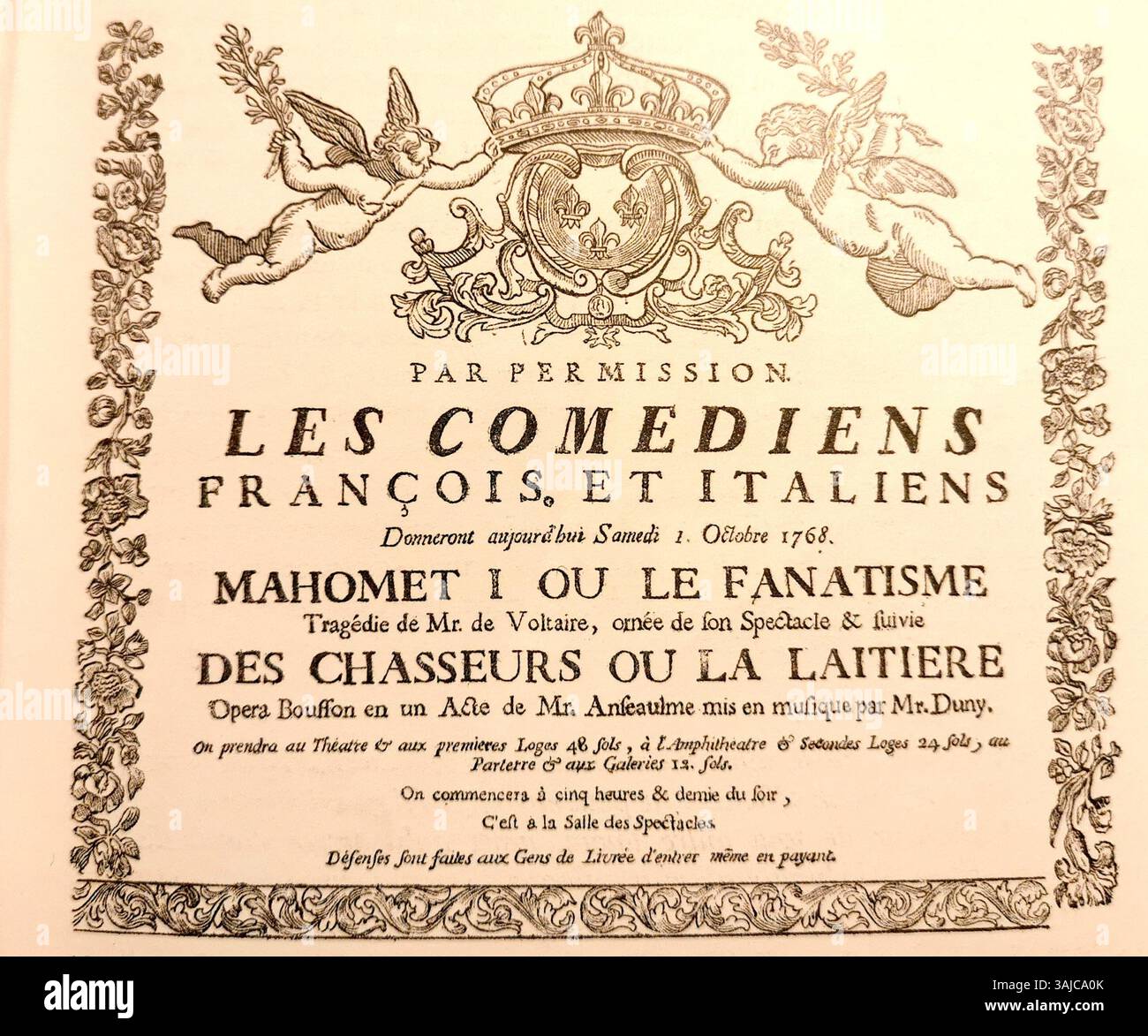 Dieses Plakat aus dem Jahr 1768 wirbt für zwei Stücke: Voltaires „Le Fanatisme ou Mahomet le Prophète“ und Anseaulme & Dunys „des Chasseurs ou la Laitière“. Das Poster wurde für das Théâtre Francais gedruckt und zeigt die Theateraufführungen in Paris im Oktober desselben Jahres. Stockfoto