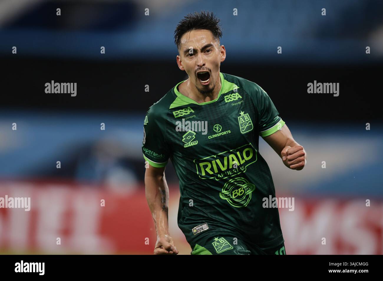 Avellaneda, Argentinien – 10. April 2025: Racing Club erlitt eine Niederlage von 0-2 gegen Atlético Bucaramanga aus Kolumbien während eines Gruppenspiels der Copa Libertadores im Estadio Presidente Perón. Die argentinische Seite konnte die kolumbianische Verteidigung nicht durchbrechen, während die Besucher ihre Chancen nutzten, einen historischen Auswärtssieg zu sichern. (Quelle: UNAR-AGENTUR) Stockfoto